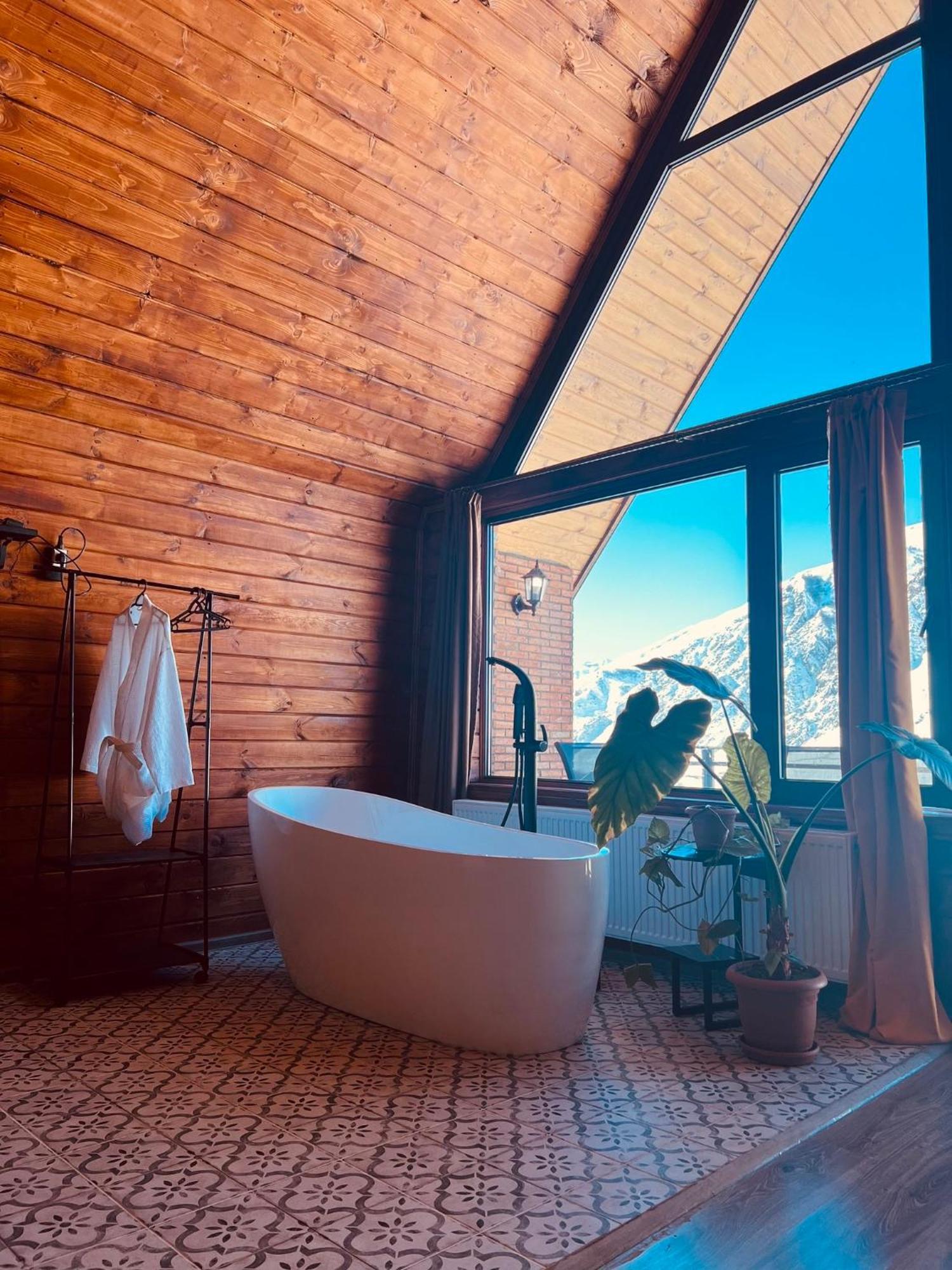 Kera Cottages Kazbegi Экстерьер фото